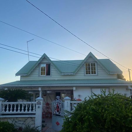 Villa Adelaide Grand-Bourg  Esterno foto